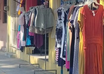 No repunta la venta de ropa usada