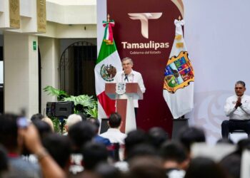 Llama Américo a fortalecer un periodismo libre, responsable y comprometido con la verdad