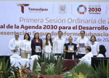 T E C L A Z O S/“GRACIAS AL GRAN LIDERAZGO DE CARMEN LILIA, NUEVO LAREDO, SE CONSOLIDA COMO REFERENTE ESTATAL”