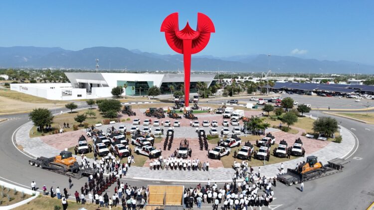 Fortalece Gobierno de Tamaulipas capacidad operativa de la Secretaría de Obras Públicas con nueva maquinaria