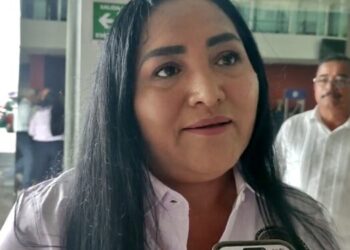 A TAMBOR BATIENTE/ SE LE HIZO BOLAS EL ENGRUDO A LA DIPUTADA