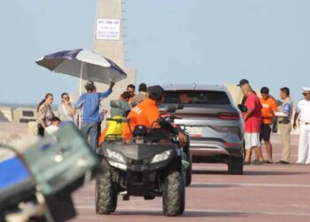 Muere buzo mientras pescaba frente a la escollera de playa Miramar en Ciudad Madero