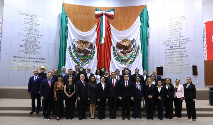 Encabeza Américo Villarreal reconocimiento histórico a la Benemérita Escuela Normal Federalizada en el Congreso
