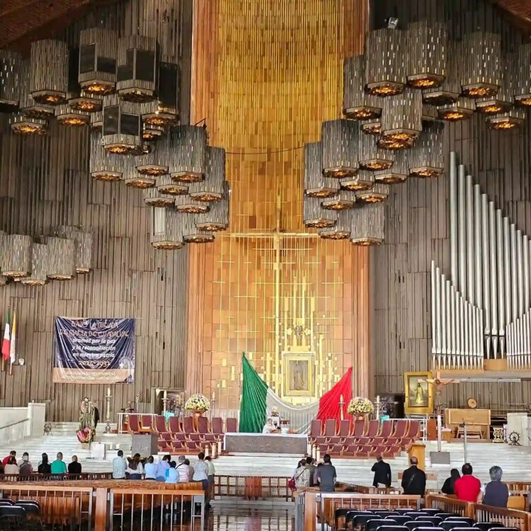 El caso de malversación de limosnas que salpica al cardenal Aguiar Retes