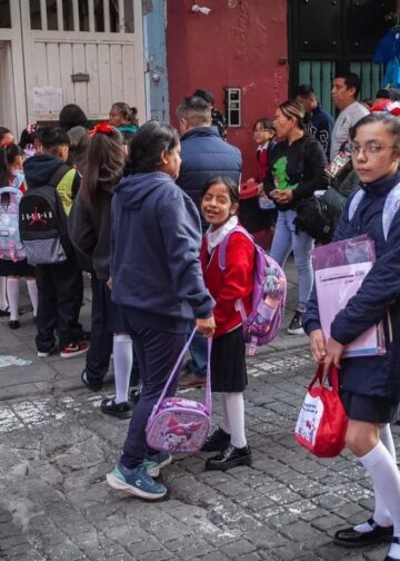 Alumnos necesitan seguridad vial en horarios de entradas y salidas de clases