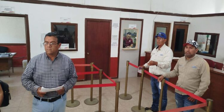 Deciden usuarios de COMAPA no pagar recibos de agua que no recibieron