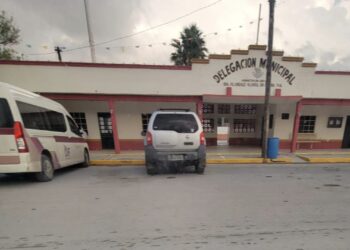 Se niega regidora de González Villarreal a entregar dinero de cobros del agua, que retiene en su poder