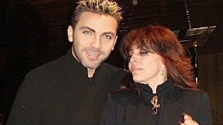 Graduación de Cristian Castro opacada por pleito familiar