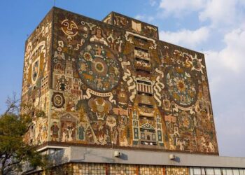 Juzgadoras electas por voto reciben primeras demandas de amparo por examen en la UNAM