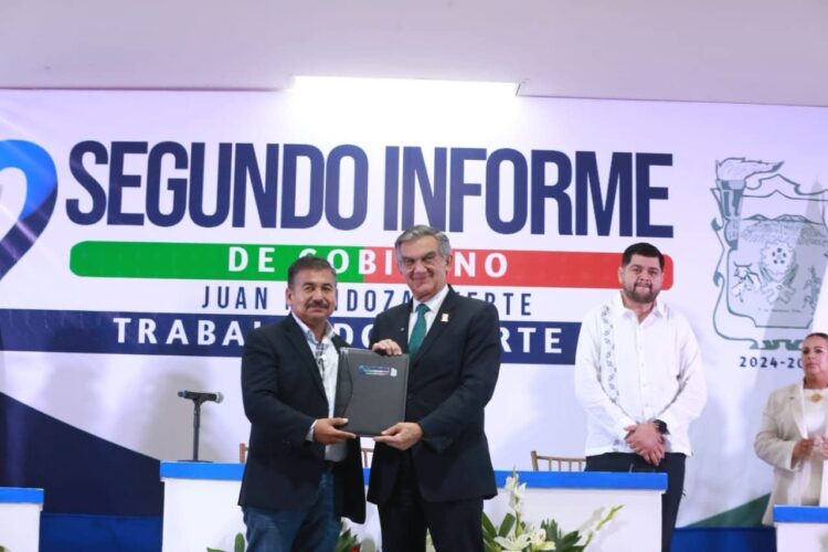 A TAMBOR BATIENTE/ UN GOBERNADOR ITINERANTE