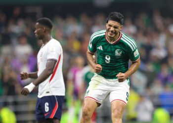 Anthony Gordon: México enseñó a Inglaterra «a luchar con uñas y dientes»