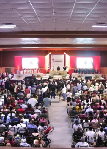 A TAMBOR BATIENTE/ ¿INFORME O EVENTO POLÍTICO?