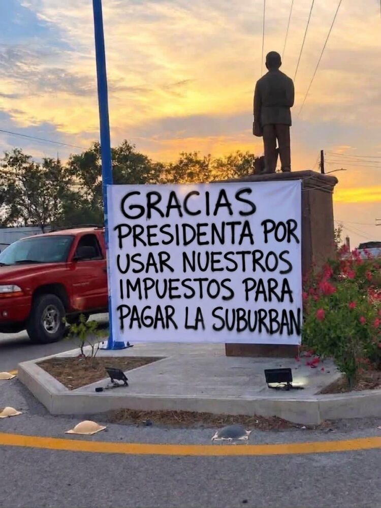 A TAMBOR BATIENTE/ LA GUERRA DE “LOS MEMES”