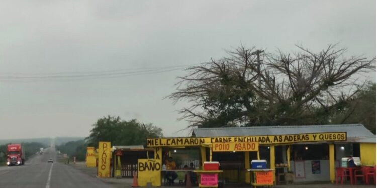 Autoriza Américo construcción de carretera en Antiguo Morelos