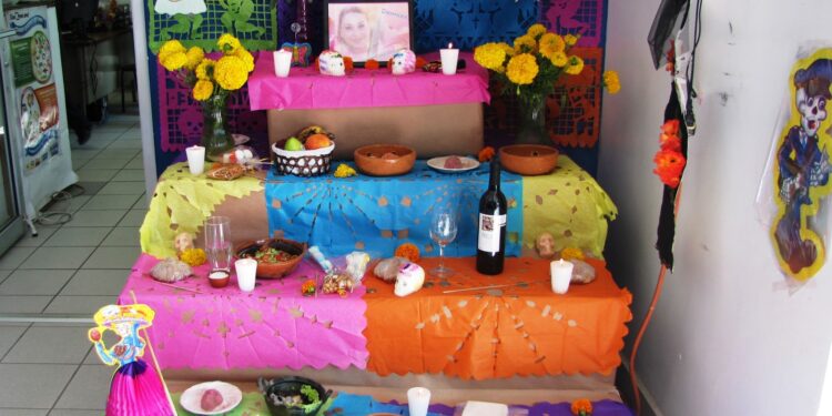 Listas escuelas primarias de San Fernando para instalar “altares de muertos”
