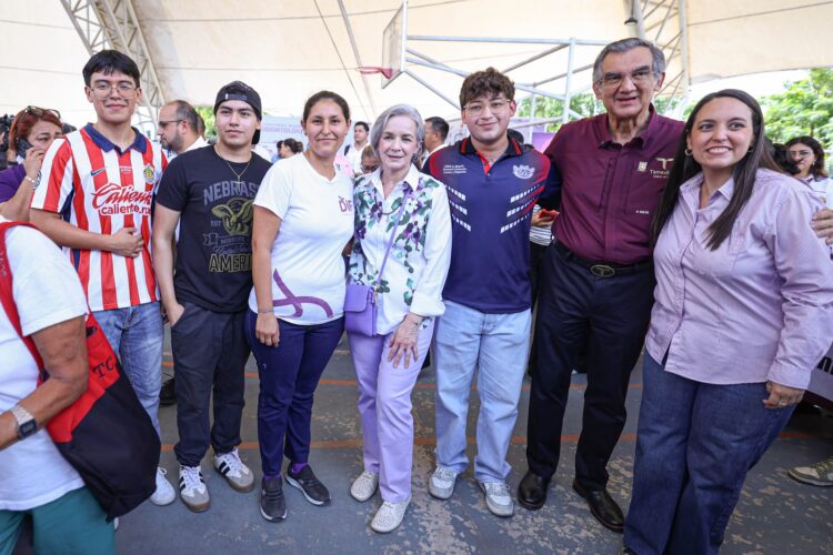 Américo y María de Villarreal acercan servicios de salud a las familias a través de Lazos del Bienestar