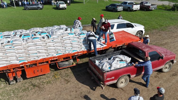 Concluye distribución de 662.5 toneladas de fertilizante a citricultores