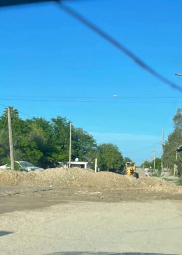 Piden que ya abran la calle Simón Bolívar; su estado causa muchos trastornos