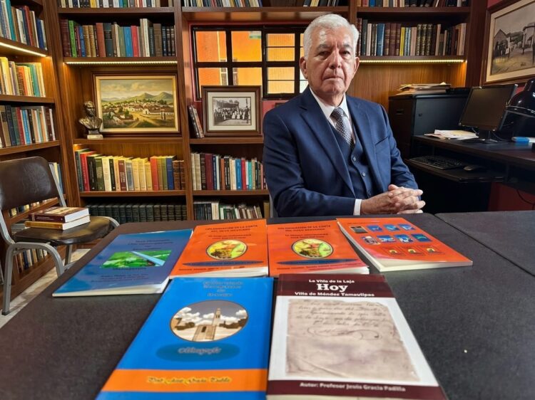 Prolífico escritor sanfernandense acumula 11 libros de su inspiración