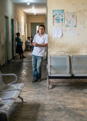 A TAMBOR BATIENTE / LA SALUD ES UN DERECHO, NO UN FAVOR