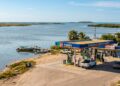 Pescadores necesitan una gasolinera en la orilla de la laguna madre